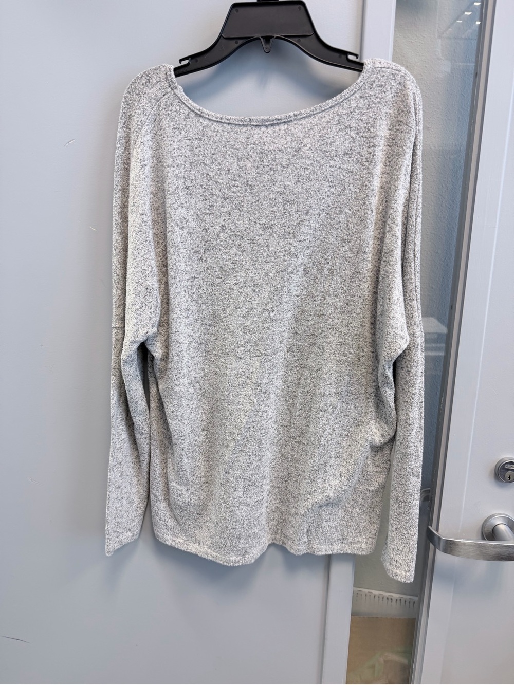 gaze Heather Light Gray Boat-Neck Pullover